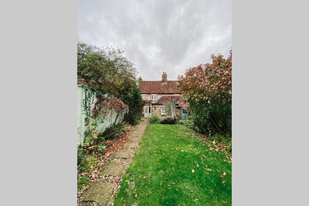 Angel Cottage, Boxgrove, Chichester - Relax And Unwind Экстерьер фото