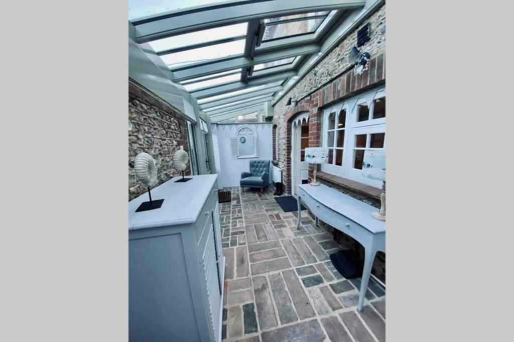 Angel Cottage, Boxgrove, Chichester - Relax And Unwind Экстерьер фото